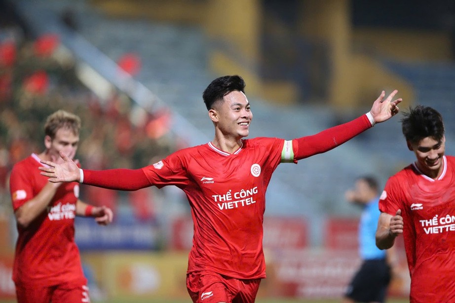 V-League: Chơi thiếu người cả hiệp 2, Thể C&ocirc;ng Viettel vẫn c&oacute; 3 điểm trước B&igrave;nh Dương- Ảnh 1.
