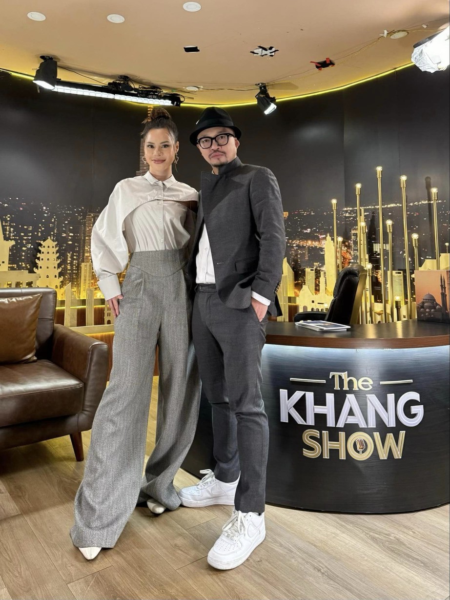 Rapper H&agrave; L&ecirc; kể chuyện cầu h&ocirc;n vợ k&eacute;m 13 tuổi ở... nh&agrave; vệ sinh- Ảnh 1.