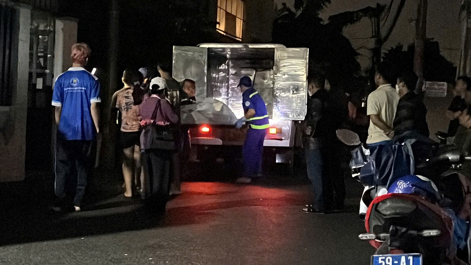 TP.HCM: Cháy nhà trong hẻm, người phụ nữ tử vong trong phòng ngủ- Ảnh 1. TP.HCM: Cháy nhà trong hẻm, người phụ nữ tử vong trong phòng ngủ- Ảnh 1.