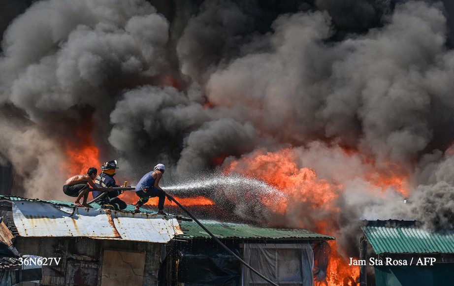 Ch&aacute;y lớn c&agrave;n qu&eacute;t cả ngh&igrave;n căn nh&agrave; giữa thủ đ&ocirc; Philippines- Ảnh 1.