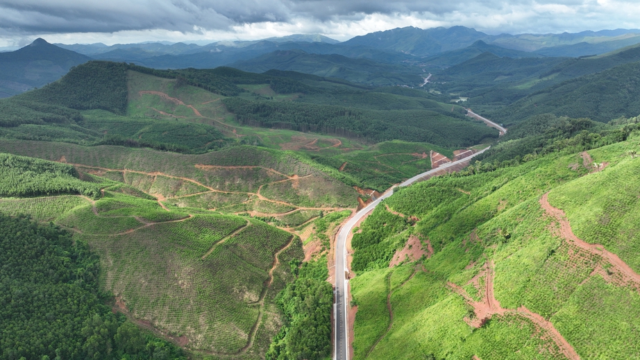 Quảng Ninh sẽ xem x&eacute;t chủ trương đầu tư 1.220 tỷ đồng cho 2 dự &aacute;n giao th&ocirc;ng- Ảnh 2.