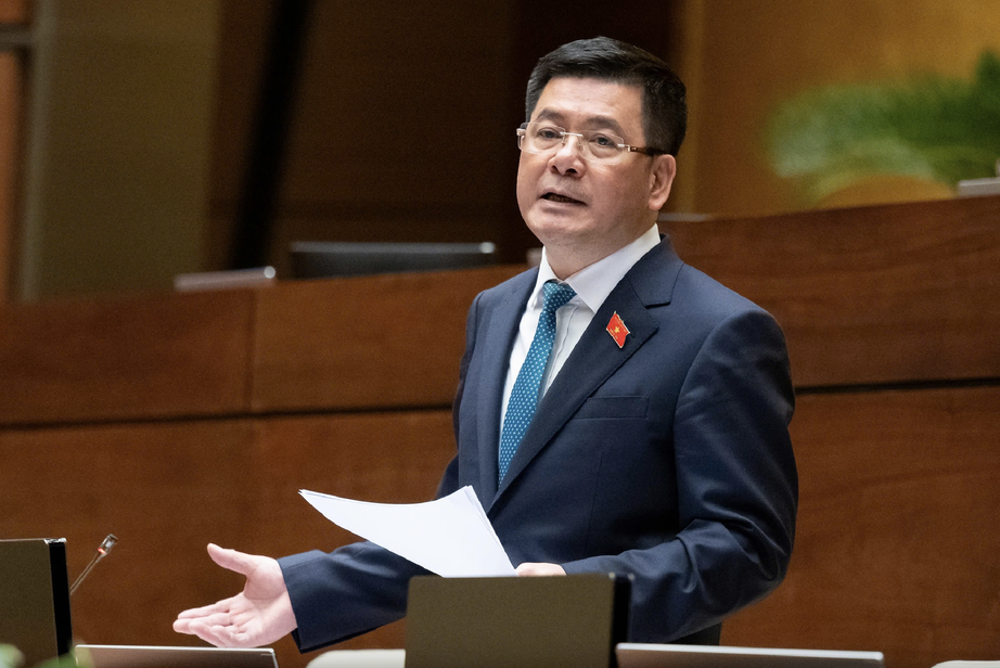 Đại biểu Quốc hội: "Quy định thế n&agrave;y, m&ugrave;a qu&yacute;t mới c&oacute; thị trường điện cạnh tranh"- Ảnh 3.