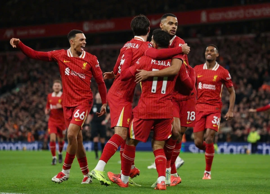 Ngoại hạng Anh: Salah lập đại c&ocirc;ng, Liverpool nhấn ch&igrave;m Man City - Ảnh 1.