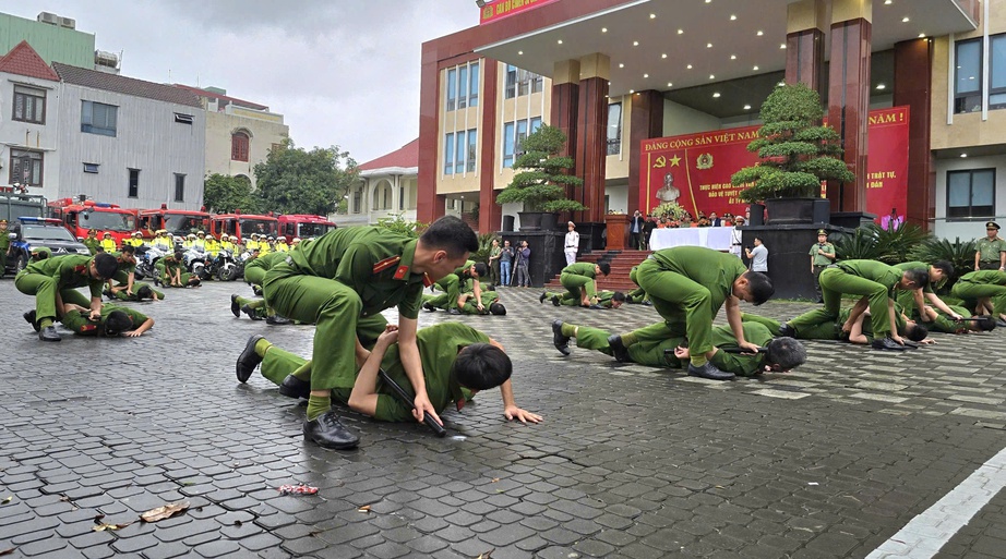 Đ&agrave; Nẵng: Kh&ocirc;ng để xảy ra đua xe tr&aacute;i ph&eacute;p, nỗ lực giảm TNGT 3 ti&ecirc;u ch&iacute;- Ảnh 3.