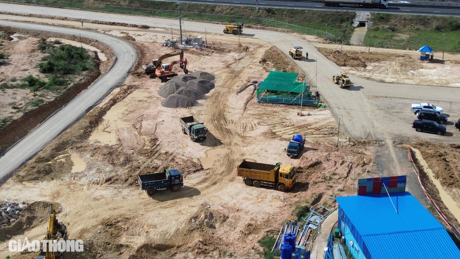 Trạm dừng nghỉ đầu ti&ecirc;n tr&ecirc;n cao tốc Vĩnh Hảo - Phan Thiết hoạt động từ 20/1- Ảnh 2.