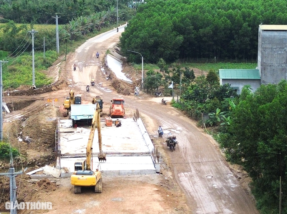 Đường kết nối B&igrave;nh Thuận - Đồng Nai vượt tiến độ, th&ocirc;ng xe trước tết Nguy&ecirc;n đ&aacute;n 2025- Ảnh 1.