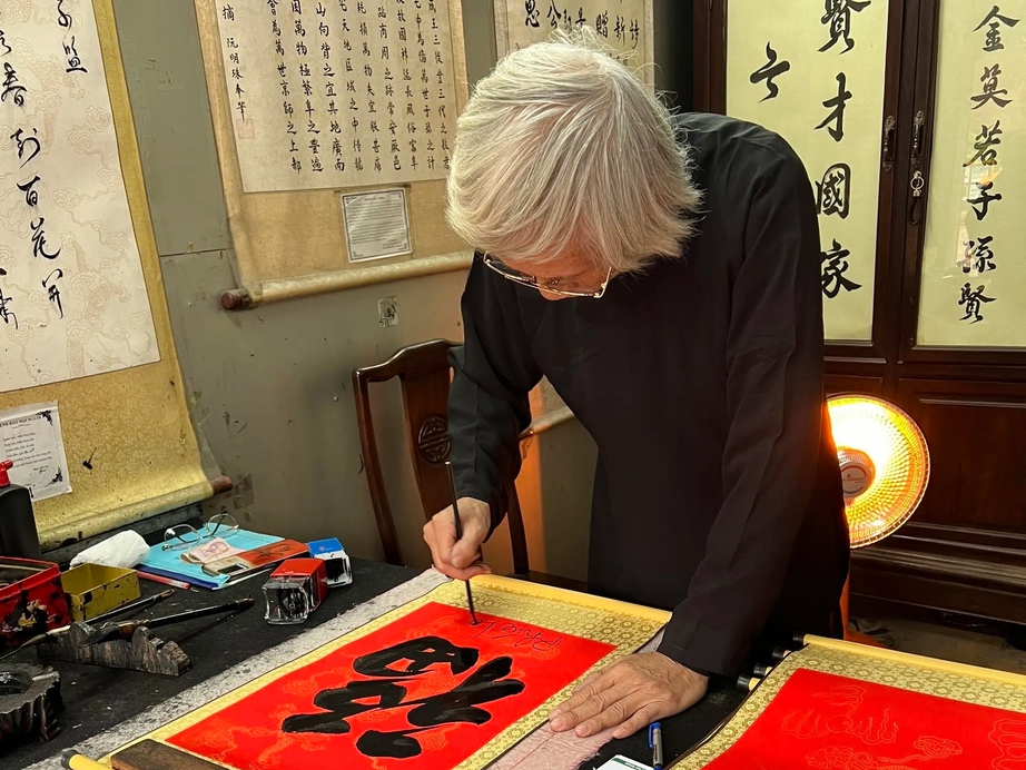 Chia sẻ bất ngờ của khách tây khi đến Nội Bài- Ảnh 3. Chia sẻ bất ngờ của khách tây khi đến Nội Bài- Ảnh 3.