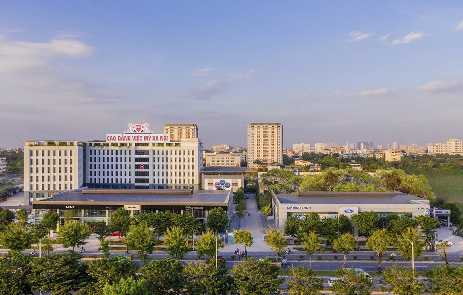 Trường Cao đẳng Việt Mỹ H&agrave; Nội bị đ&igrave;nh chỉ tuyển sinh 2 ng&agrave;nh, phạt 112 triệu đồng- Ảnh 1.