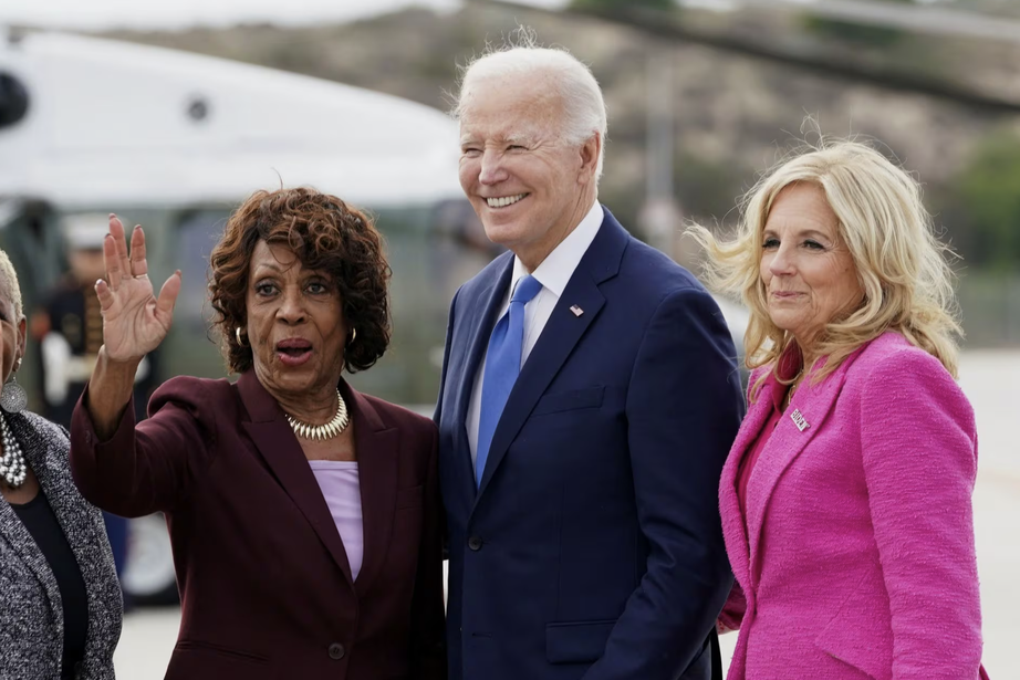 Reuters: &Ocirc;ng Biden sẽ chiến thắng trong cuộc bầu cử sơ bộ đầu ti&ecirc;n của Đảng D&acirc;n chủ - Ảnh 1.