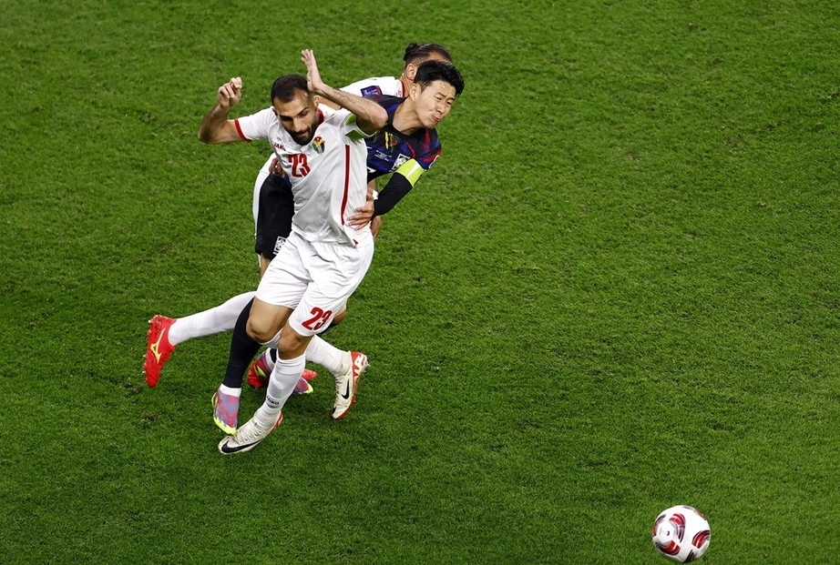 Asian Cup: Thua sốc Jordan, tuyển H&agrave;n Quốc ngậm ng&ugrave;i dừng ch&acirc;n tại b&aacute;n kết - Ảnh 1.
