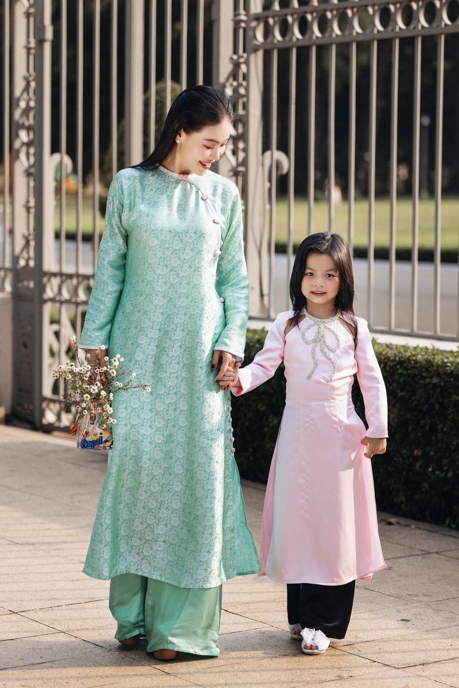 Nhan sắc kh&ocirc;ng tuổi của 