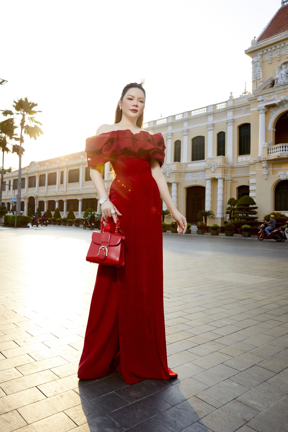 L&yacute; Nh&atilde; Kỳ: Khi c&ograve;n l&agrave; trẻ con, t&ocirc;i đều mong đến Tết để được mẹ mua &aacute;o mới- Ảnh 12.