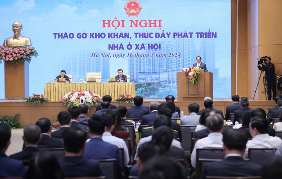 Thủ tướng họp với 63 tỉnh th&agrave;nh, gỡ n&uacute;t thắt về ph&aacute;t triển nh&agrave; ở x&atilde; hội- Ảnh 2.