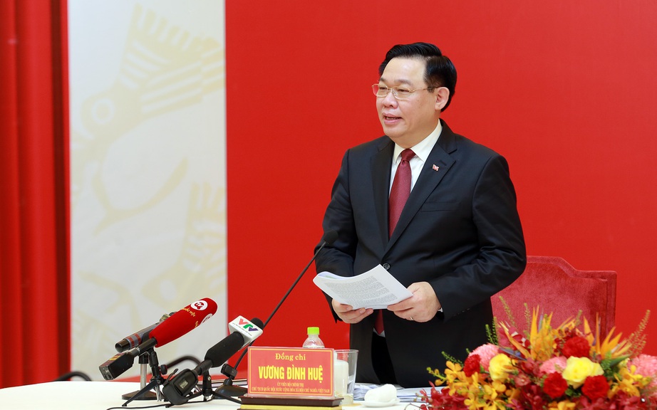 Chủ tịch Quốc hội: Ph&uacute; Y&ecirc;n cần tập trung ho&agrave;n thiện hạ tầng để thu h&uacute;t đầu tư- Ảnh 1.