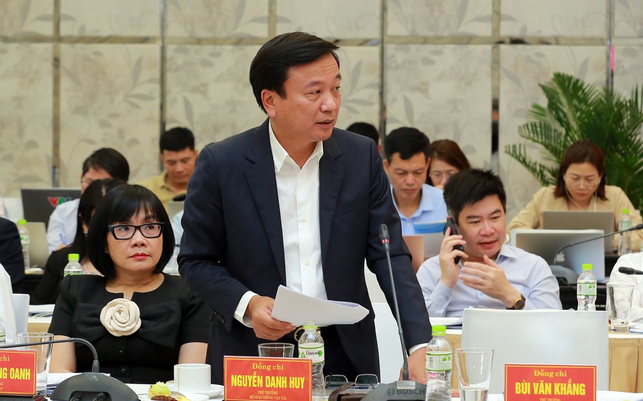 Chủ tịch Quốc hội: Ph&uacute; Y&ecirc;n cần tập trung ho&agrave;n thiện hạ tầng để thu h&uacute;t đầu tư- Ảnh 2.