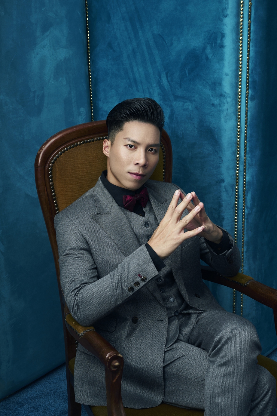 V&igrave; sao NSƯT Quốc Nghiệp được mời l&agrave;m gi&aacute;m khảo cuộc thi Nam vương?- Ảnh 1.