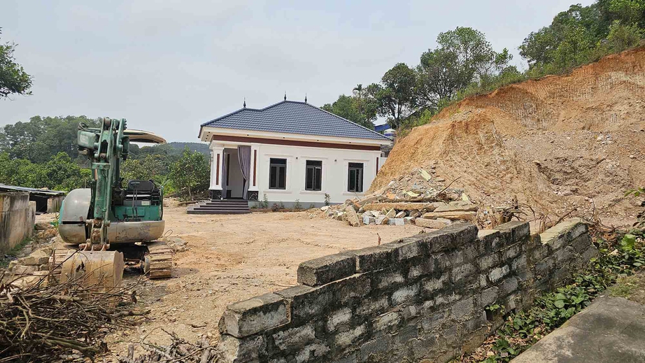Kỳ Sơn, Hải Ph&ograve;ng: Thi nhau kho&eacute;t trộm n&uacute;i đồi lấy đất- Ảnh 2.