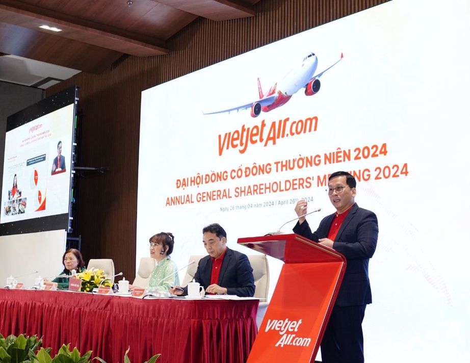 Vietjet l&ecirc;n kế hoạch vận chuyển 27 triệu lượt kh&aacute;ch năm 2024, chia cổ tức 25%- Ảnh 1.