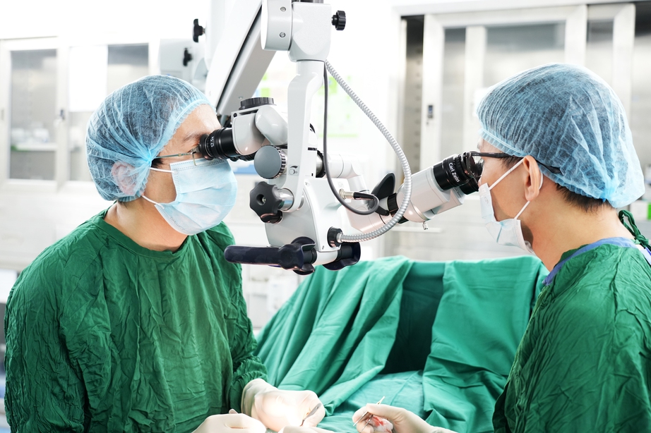 Bất ngờ nguy&ecirc;n nh&acirc;n khiến cặp vợ chồng trẻ hiếm muộn- Ảnh 1.