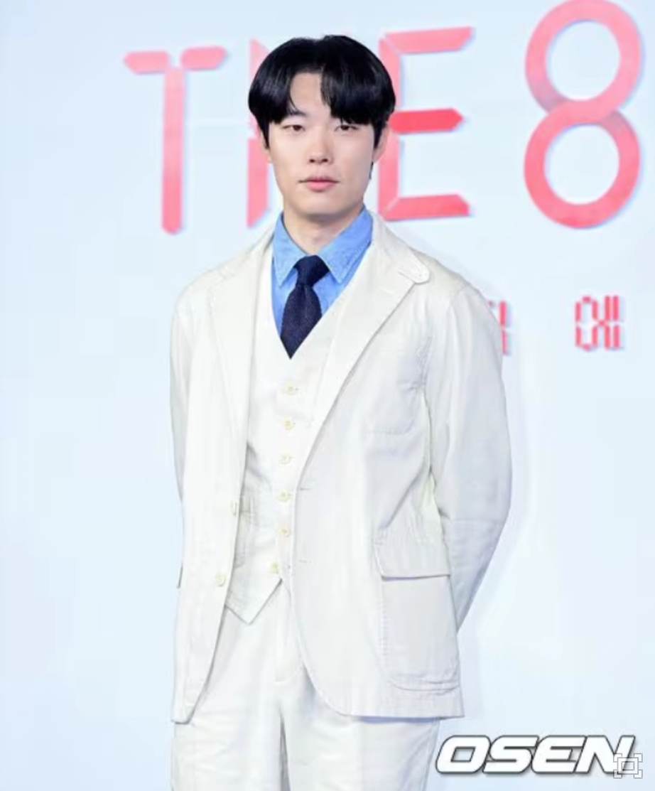 "Hến vương" Ryu Jun Yeol lần đầu l&ecirc;n tiếng sau scandal t&igrave;nh tay ba - Ảnh 1.