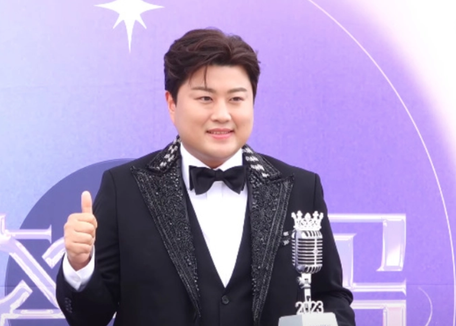 Thời sự H&agrave;n Quốc c&ocirc;ng bố CCTV nam ca sĩ g&acirc;y tai nạn rồi bỏ trốn khiến dư luận dậy s&oacute;ng- Ảnh 3.