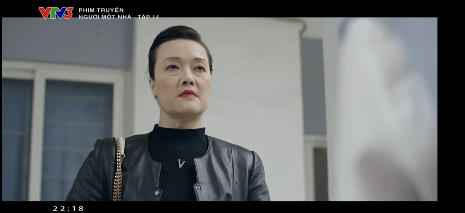 Người một nh&agrave; tập 16: B&agrave; Thư đến cầu xin con đẻ "tha" cho con chồng- Ảnh 3.