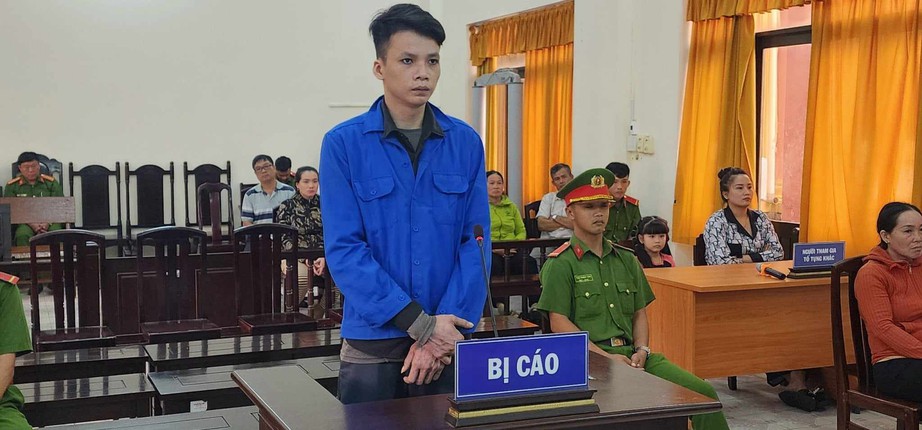 Ki&ecirc;n Giang: Nhận 14 năm t&ugrave; v&igrave; d&ugrave;ng ch&igrave;a kh&oacute;a xe m&ocirc; t&ocirc; đ&aacute;nh chết người- Ảnh 1.
