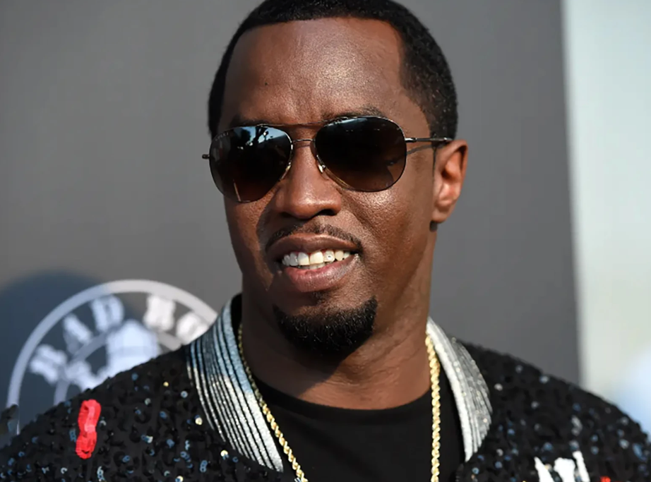 Netflix mua lại phim tài liệu "bóc phốt" bê bối của rapper tỷ phú Diddy- Ảnh 1. Netflix mua lại phim tài liệu "bóc phốt" bê bối của rapper tỷ phú Diddy- Ảnh 1.