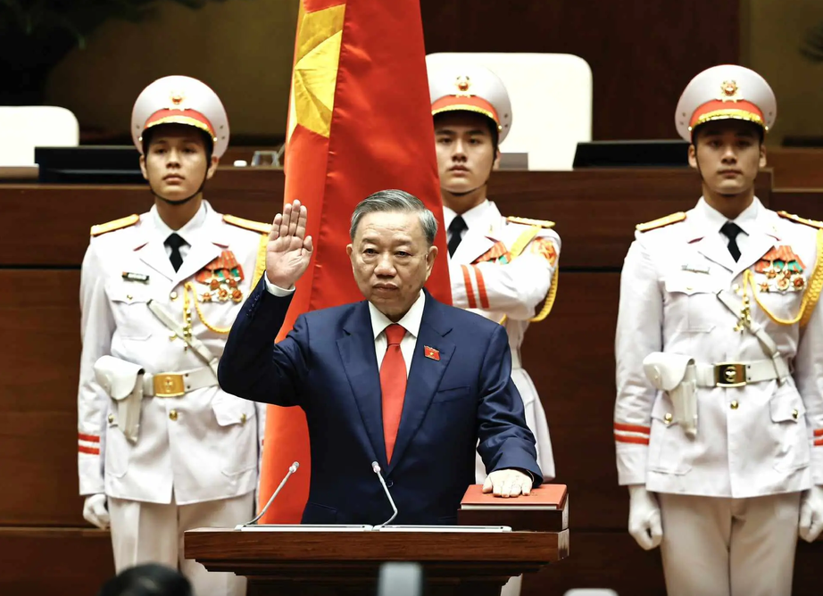 L&atilde;nh đạo c&aacute;c nước ch&uacute;c mừng t&acirc;n Chủ tịch nước T&ocirc; L&acirc;m- Ảnh 1.