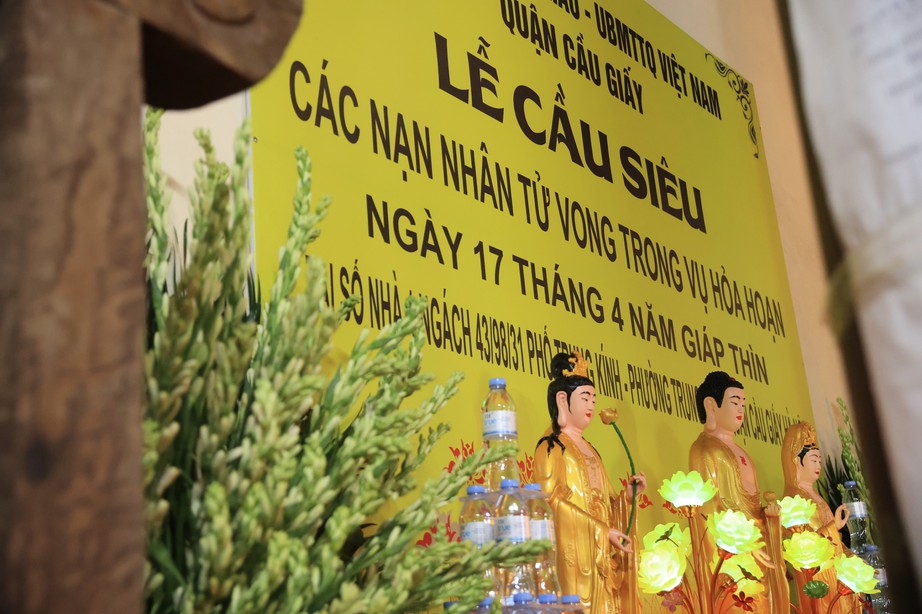 Cầu si&ecirc;u cho c&aacute;c nạn nh&acirc;n vụ ch&aacute;y nh&agrave; trọ ở H&agrave; Nội- Ảnh 2.