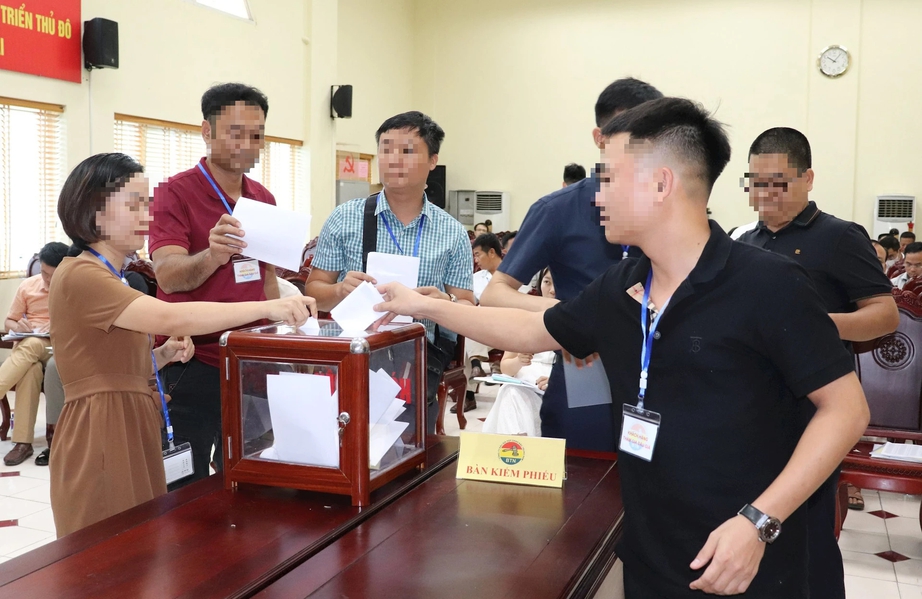 Hà Nội báo cáo Thủ tướng vụ 3 mỏ cát đấu giá cao bất thường- Ảnh 1. Hà Nội báo cáo Thủ tướng vụ 3 mỏ cát đấu giá cao bất thường- Ảnh 1.