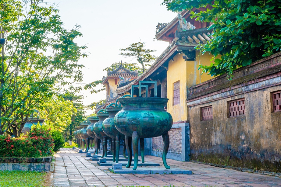 Cửu đỉnh ở Ho&agrave;ng cung Huế được vinh danh di sản tư liệu thế giới- Ảnh 1.