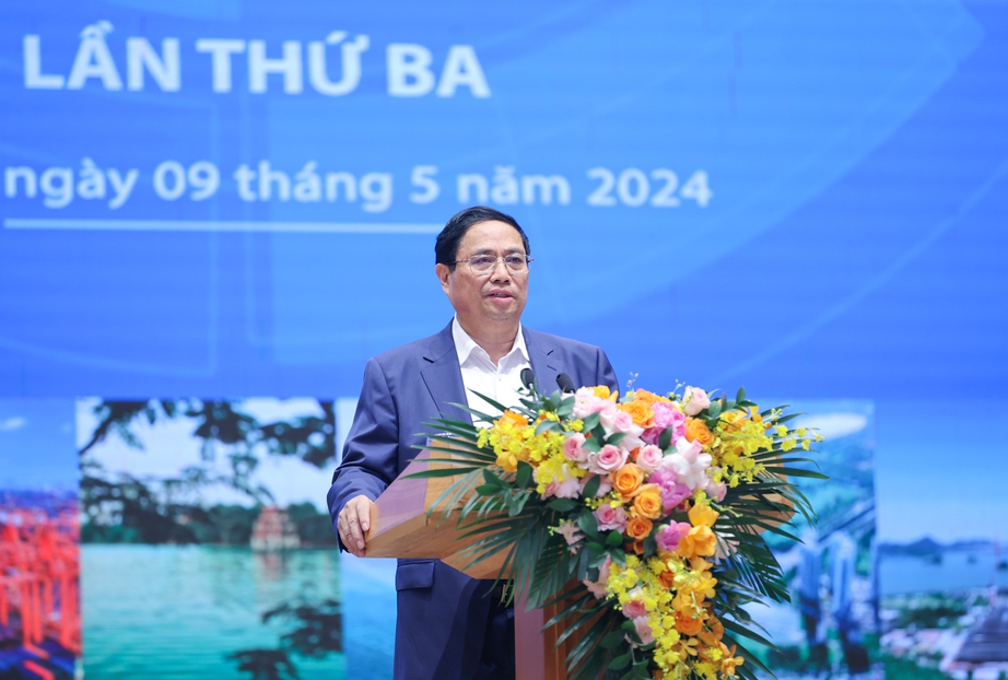 Gấp rút triển khai loạt dự án giao thông trọng điểm, liên kết vùng Đồng bằng sông Hồng- Ảnh 3. Gấp rút triển khai loạt dự án giao thông trọng điểm, liên kết vùng Đồng bằng sông Hồng- Ảnh 3.