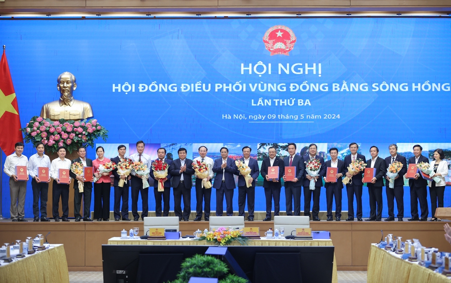 Thủ tướng n&ecirc;u 12 "từ kh&oacute;a" trong ph&aacute;t triển v&ugrave;ng Đồng bằng s&ocirc;ng Hồng- Ảnh 3.