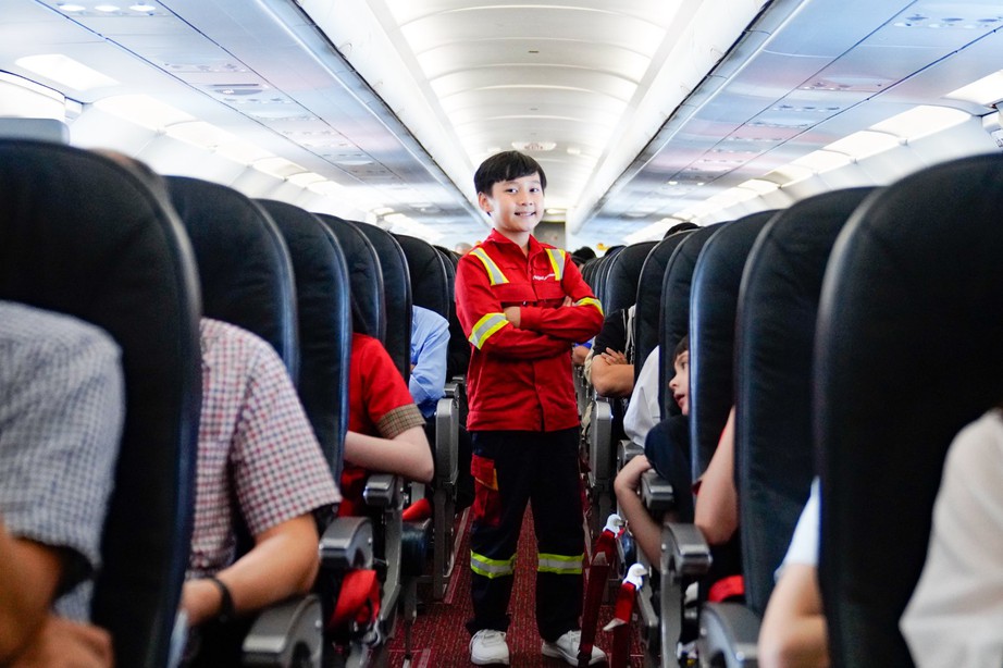 Vietjet chắp c&aacute;nh giấc mơ bay cho c&aacute;c phi c&ocirc;ng, tiếp vi&ecirc;n "nh&iacute;" nh&acirc;n 1/6
- Ảnh 10.