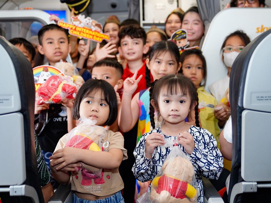 Vietjet chắp c&aacute;nh giấc mơ bay cho c&aacute;c phi c&ocirc;ng, tiếp vi&ecirc;n "nh&iacute;" nh&acirc;n 1/6
- Ảnh 11.