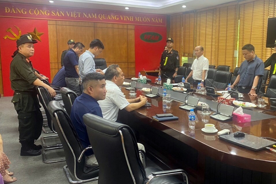 Hai c&aacute;n bộ VEAM bỏ trốn, bị C&ocirc;ng an H&agrave; Nội truy t&igrave;m l&agrave; những ai?- Ảnh 1.