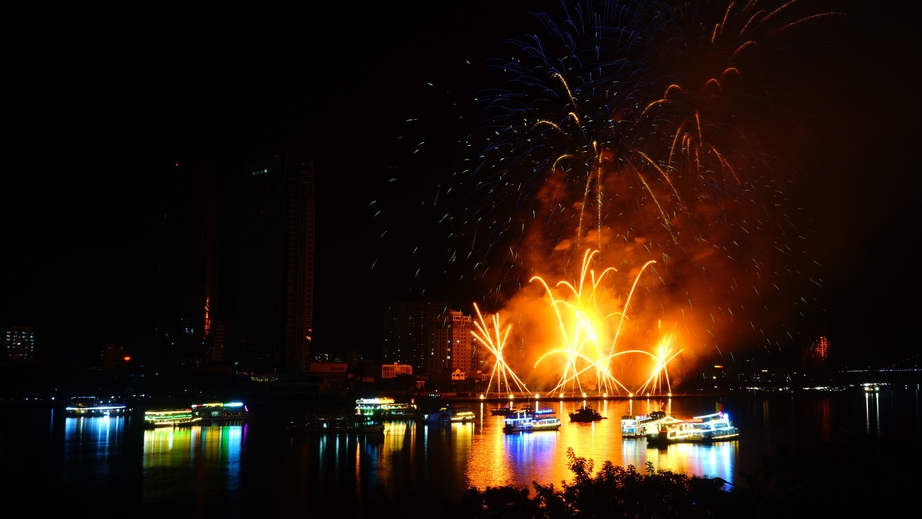 Ph&aacute;o hoa Đ&agrave; Nẵng 2024: Đại tiệc &aacute;nh s&aacute;ng tr&ecirc;n s&ocirc;ng H&agrave;n- Ảnh 2.