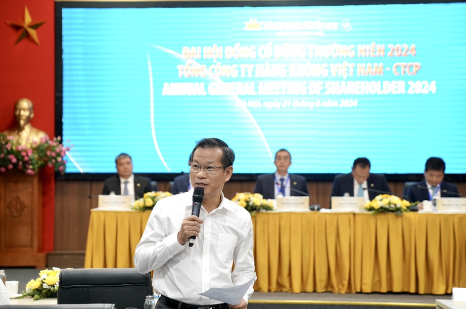 Giá vé máy bay đang giảm dần- Ảnh 1. Giá vé máy bay đang giảm dần- Ảnh 1.