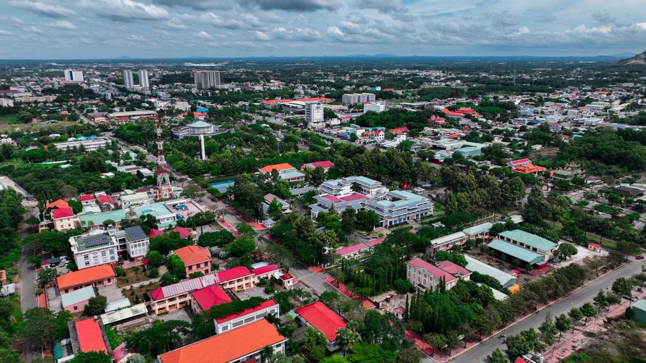 B&agrave; Rịa-Vũng T&agrave;u: Th&agrave;nh lập TP Ph&uacute; Mỹ, s&aacute;p nhập huyện Long Điền v&agrave; Đất Đỏ th&agrave;nh Long Đất- Ảnh 2.