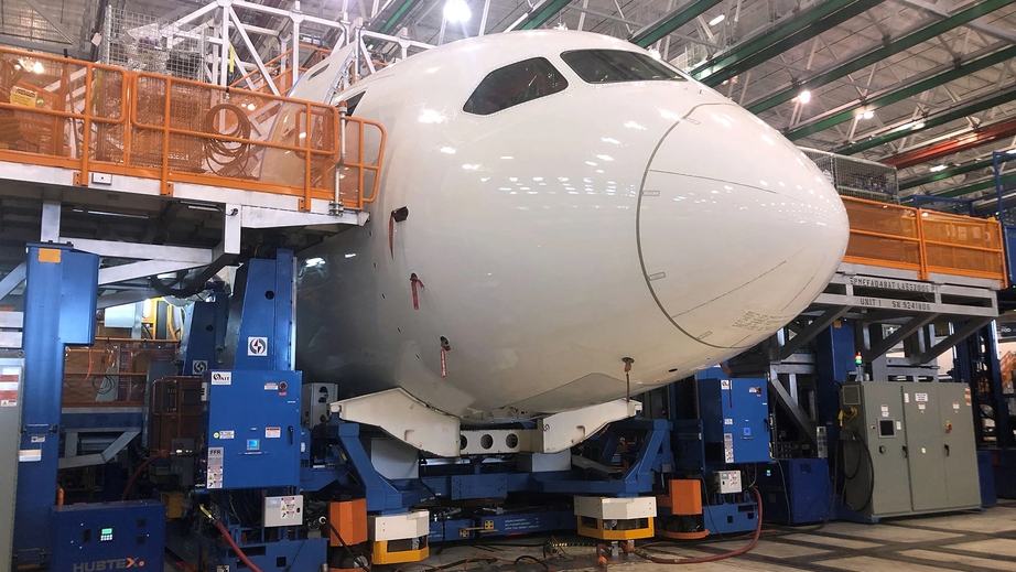 Nh&acirc;n vi&ecirc;n Boeing bị sa thải v&igrave; b&aacute;o lỗi nghi&ecirc;m trọng tr&ecirc;n Boeing 787 Dreamliner?- Ảnh 1.