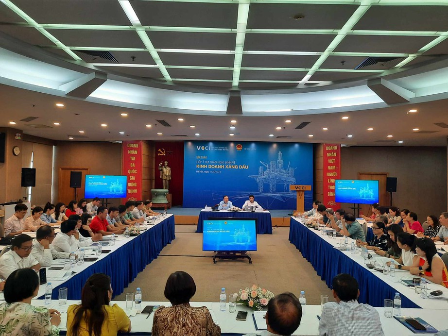 Dự thảo Nghị định về kinh doanh xăng dầu cản trở ph&aacute;t triển thị trường - Ảnh 1.