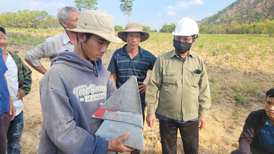 V&igrave; sao người d&acirc;n ở Gia Lai chặn xe chở thiết bị điện gi&oacute;?- Ảnh 2.