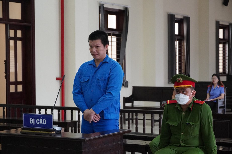 Đối tượng bắt c&oacute;c con bạn th&acirc;n ở Long An lĩnh &aacute;n 15 năm t&ugrave;- Ảnh 1.