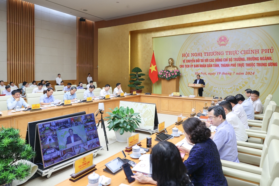 Thủ tướng: Hạ tầng số phải phát triển, đi trước một bước- Ảnh 2. Thủ tướng: Hạ tầng số phải phát triển, đi trước một bước- Ảnh 2.