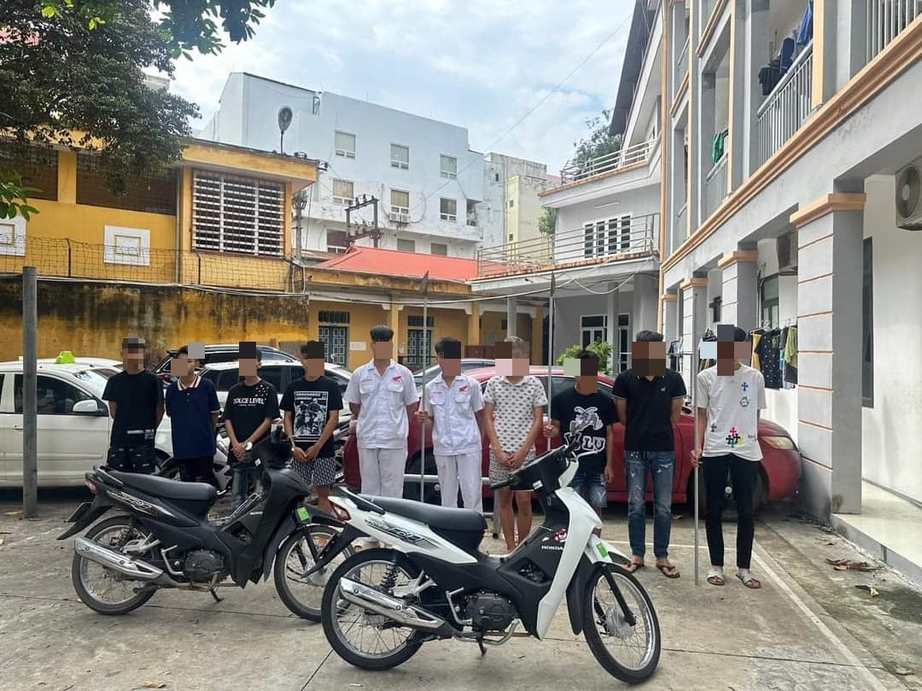 Truy t&igrave;m đối tượng trong vụ 38 thanh, thiếu ni&ecirc;n hỗn chiến tr&ecirc;n đường ở Vĩnh Ph&uacute;c- Ảnh 2.
