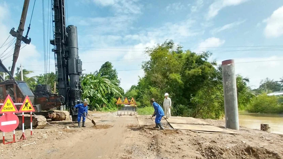 B&agrave;n giao mặt bằng sạch thi c&ocirc;ng n&acirc;ng cấp tuyến Cao L&atilde;nh - Lộ Tẻ trong th&aacute;ng 8- Ảnh 1.