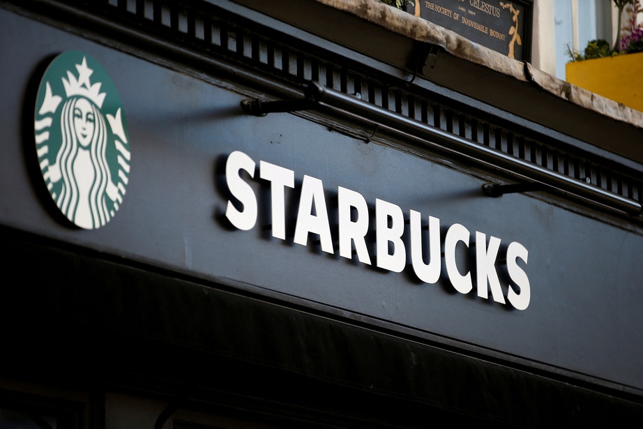 X&ocirc;n xao chuyện Starbucks phải đ&oacute;ng cửa h&agrave;ng v&igrave; gi&aacute; thu&ecirc; nh&agrave; vọt l&ecirc;n hơn 9 tỷ/năm - Ảnh 2.