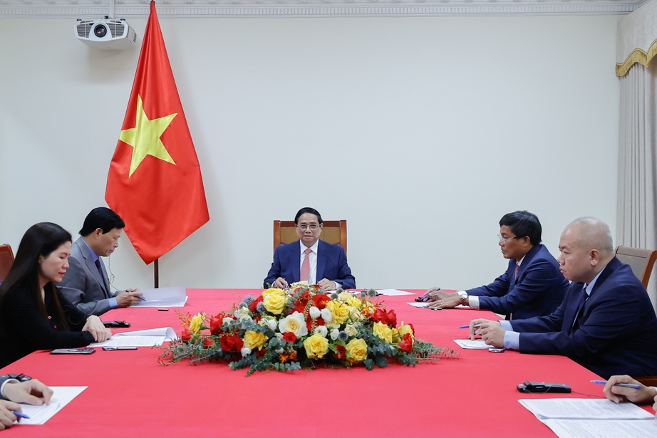 Thủ tướng Phạm Minh Ch&iacute;nh điện đ&agrave;m với t&acirc;n Thủ tướng Th&aacute;i Lan Paetongtarn Shinawatra - Ảnh 2.
