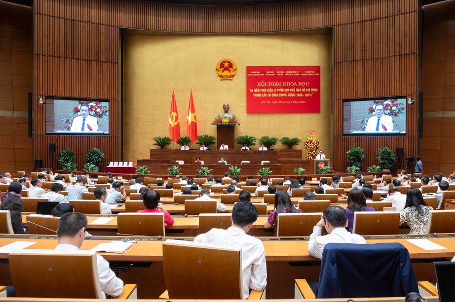 X&acirc;y dựng văn h&oacute;a li&ecirc;m ch&iacute;nh để c&aacute;n bộ, đảng vi&ecirc;n "kh&ocirc;ng muốn" tham nhũng, ti&ecirc;u cực- Ảnh 3.